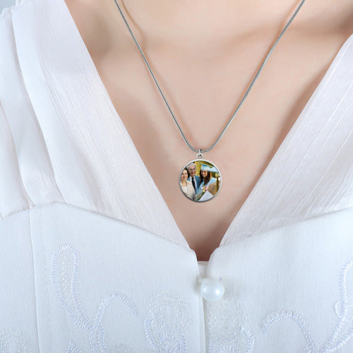Round Snake Chain Pendant — modern personalized necklace, detail view
