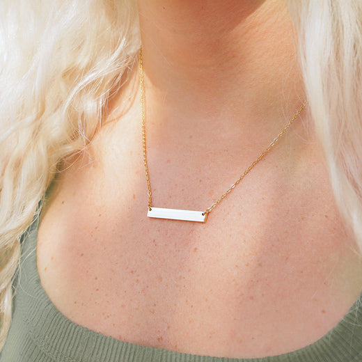 Horizontal Bar Necklace - Personalized Engraved Name Bar — packaging photo